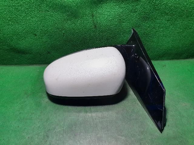 2015 KIA Cedona all new Carnival Left White Side Mirror