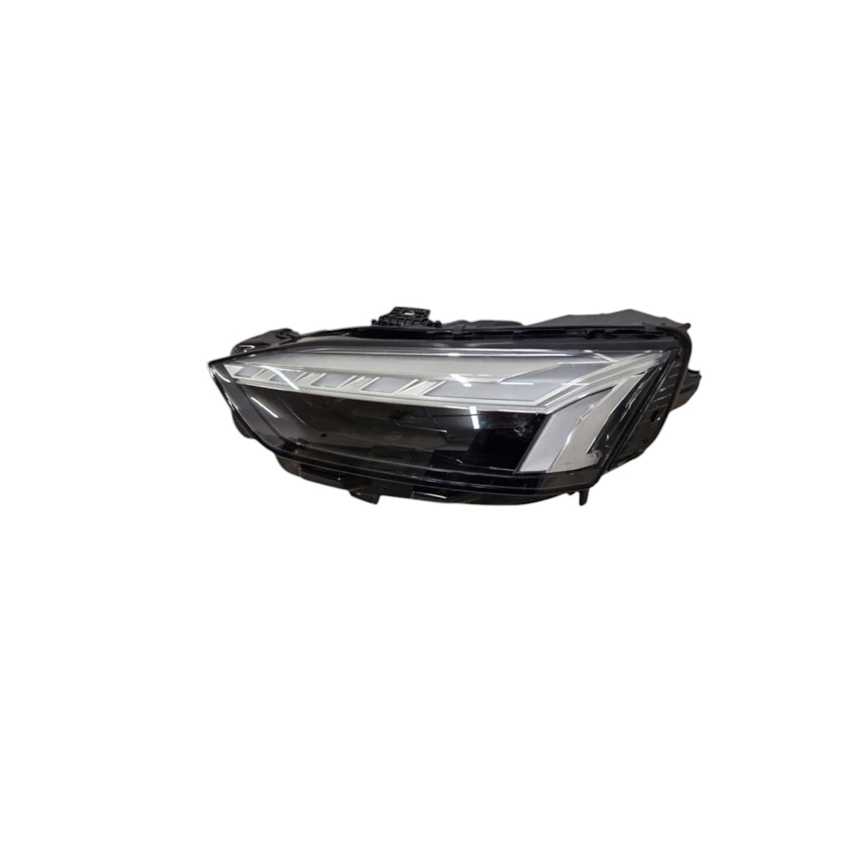 Audi A5 F5 FL, BW6 2nd generation FL Matrix LED LEFT USED GENUINE 8W6941039
