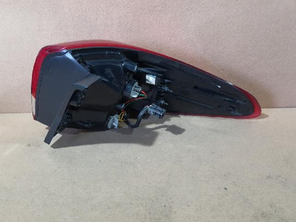 2015 KIA Rondo All New Rear,Left Halogen TailLight 92401 A4000