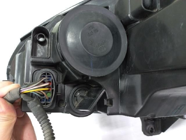 2011 Volkswagen Jetta TDI Right Headlight 1K6941006P