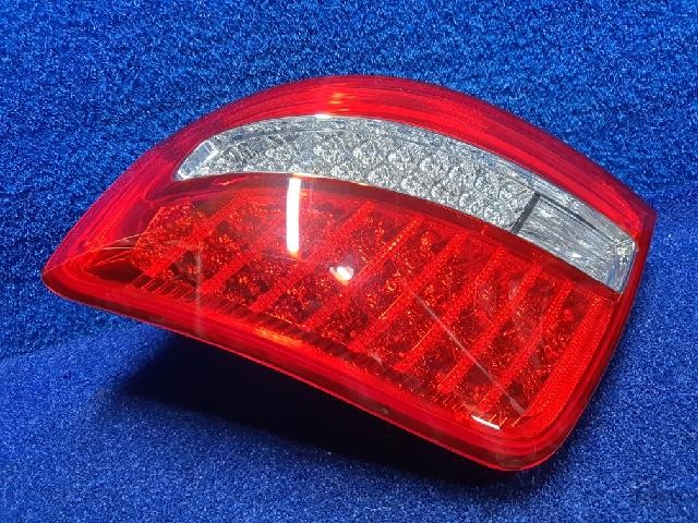 2010 KIA Opirus Premium Rear,Left TailLight 924013F800