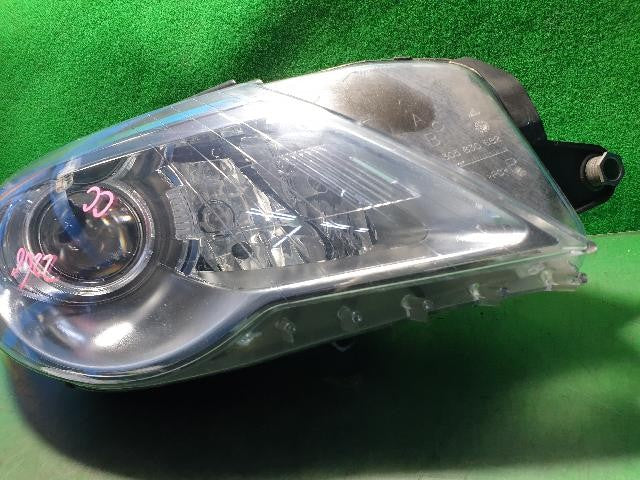 2010 Volkswagen CC Right Xenon Headlight 3C8941754C
