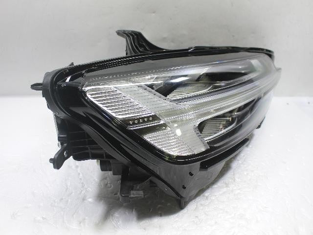 2021 Volvo V60 Right LED Headlight