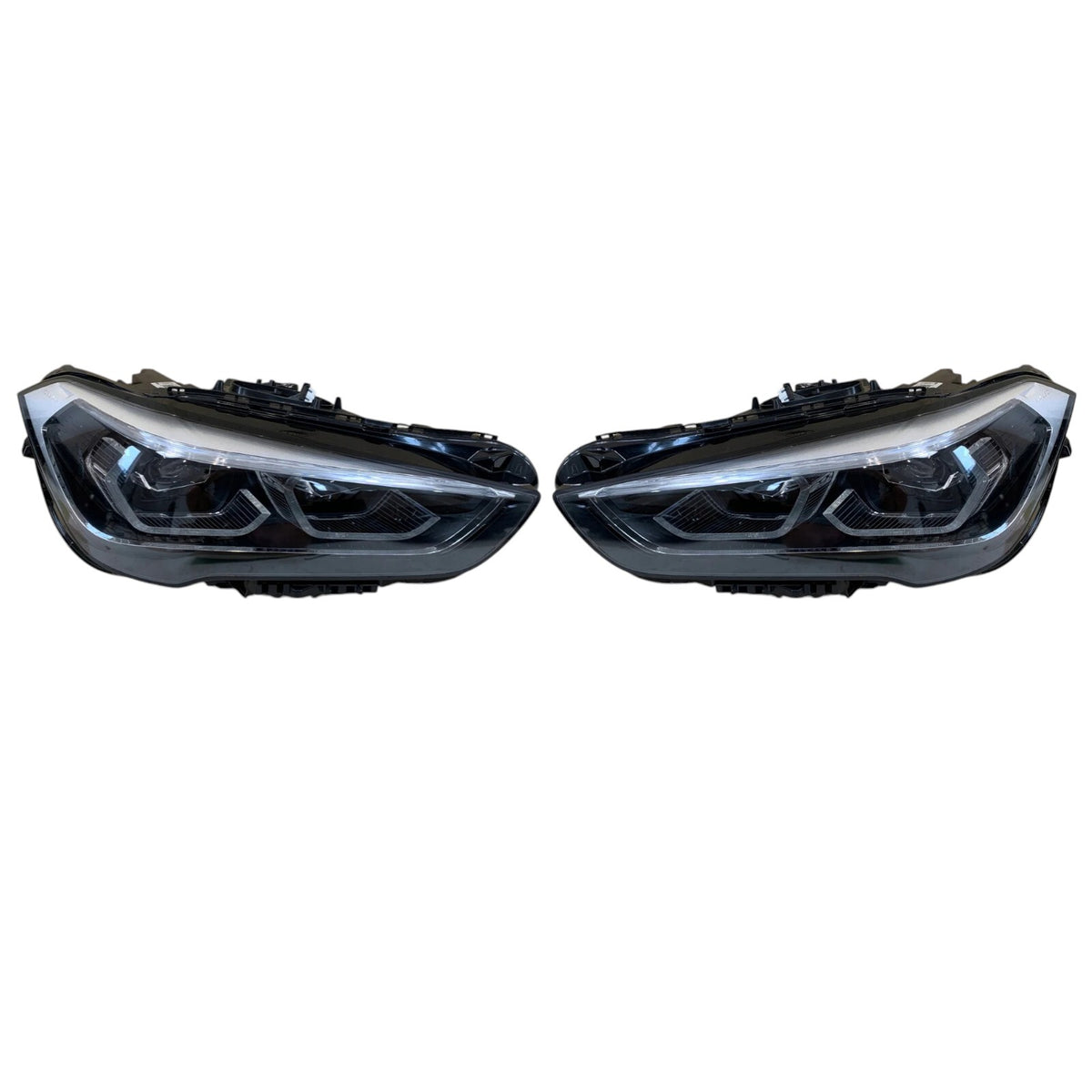 BMW X1 F48 LCI Adaptive LED Headlight Pair Set USED GENUINE 9477825 9477826