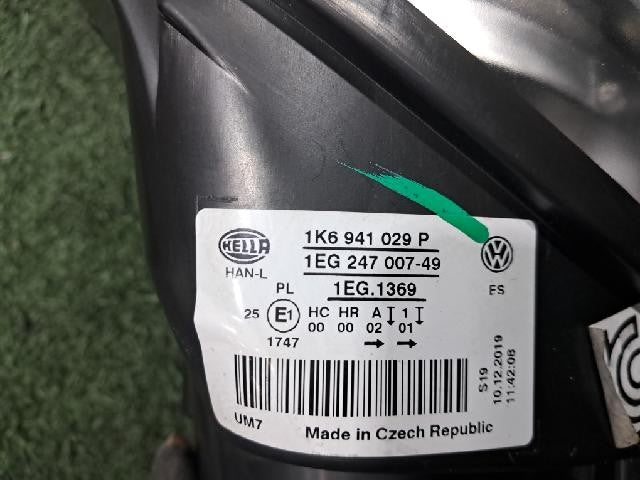 2010 Volkswagen Jetta TDI Left Headlight