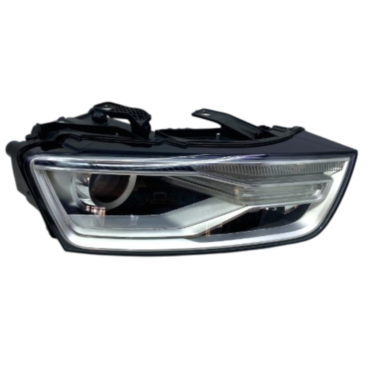 Audi Q3  8U 1st generation FL LED RIGHT USED GENUINE 8U0941006C