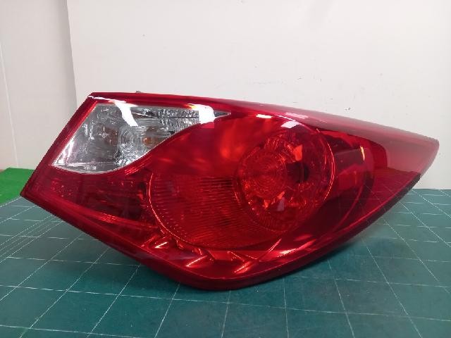2012 Hyundai YF Sonata Luxury Rear,Right Halogen TailLight 92402 3S010