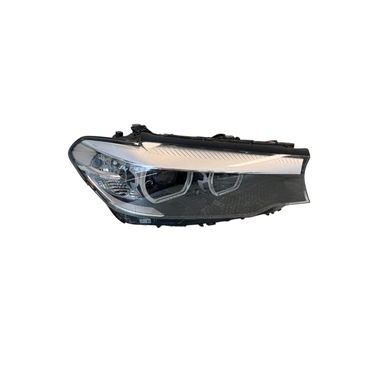 BMW 5 Series G30,G31 LED Headlight RIGHT USED GENUINE 7214952
