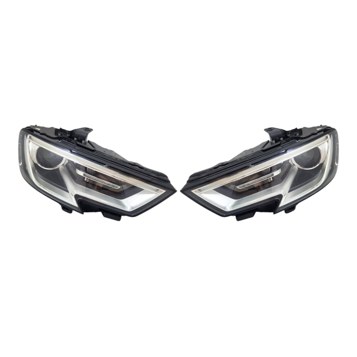 Audi A3  8V 3rd generation FL Matrix LED PAIR USED GENUINE 8V0941005E 8V0941006E