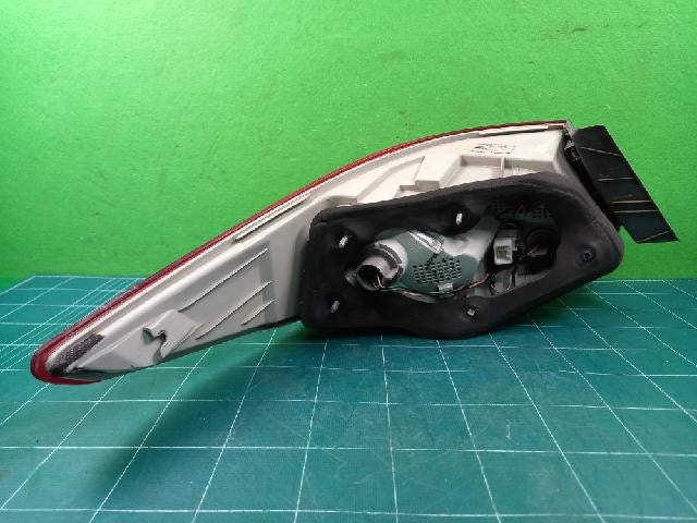 2010 Hyundai YF Sonata Y20 Prime Rear,Right TailLight 92402 3S000