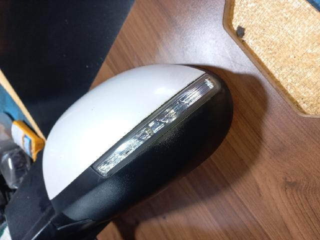 2015 Chevrolet Aveo hatchback Left Side Mirror