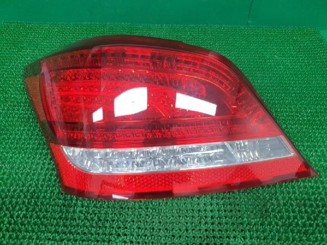 2010 Hyundai Equus VI VS460 Rear,Left TailLight