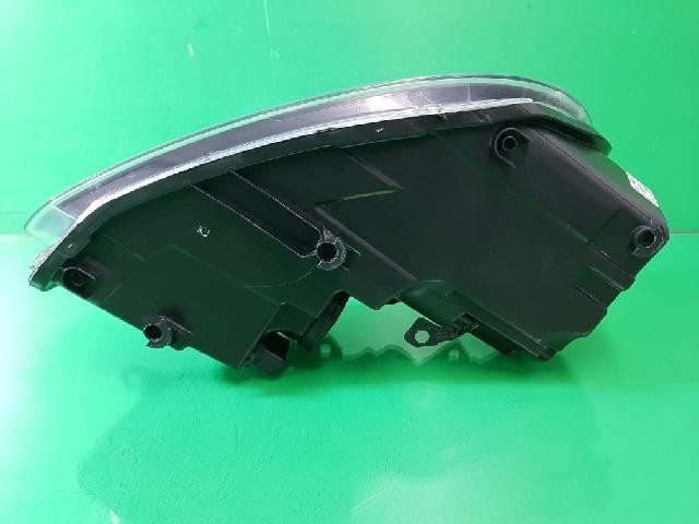 2010 Volkswagen Golf TDI Left Headlight 5K1941005Q