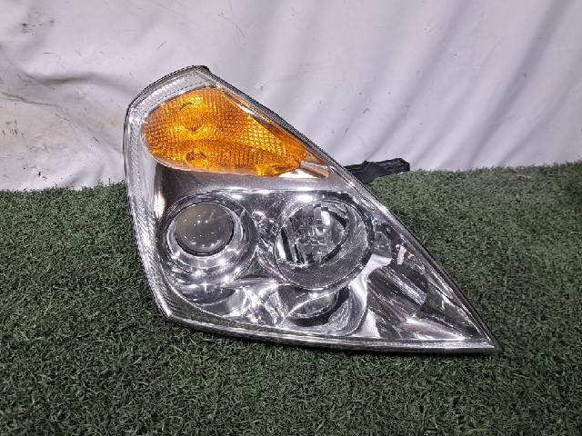 2010 KIA Cedona Grand Carnival Right Headlight 921024DXXX