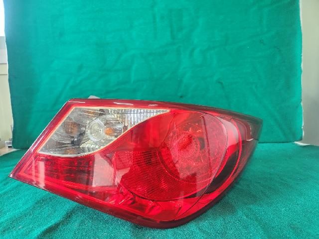 2015 Hyundai YF Sonata Rear,Right TailLight 92402 3S010