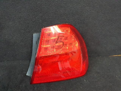 2010 BMW 320d Rear,Right TailLight