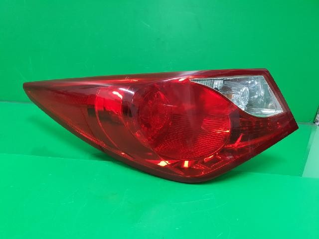 2011 Hyundai YF Sonata Rear,Left TailLight 92401 3S010
