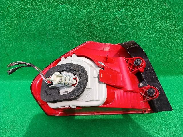 2013 Volkswagen The New Passat TDI Rear,Right TailLight 561945096E