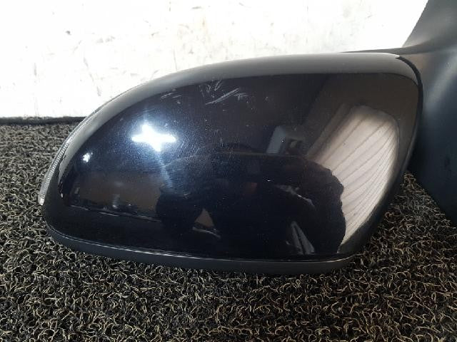 2010 Volkswagen Golf BlueMotion Left Side Mirror