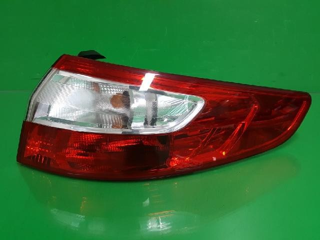 2011 Renault Ray SM3 New Rear,Right TailLight 92402 4H000