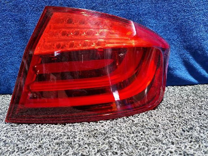 2013 BMW 520d Rear,Right TailLight