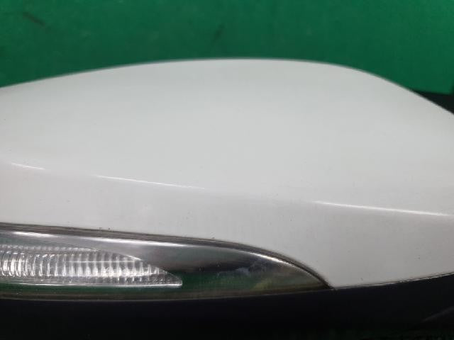 2014 Hyundai Accent RB Right White Side Mirror