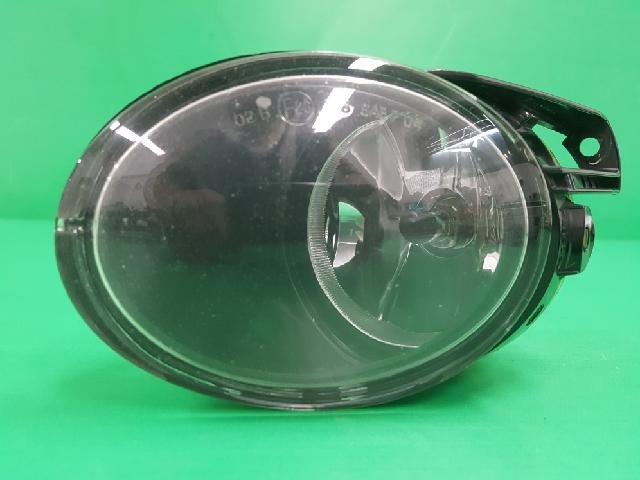 2009 Volkswagen Passat Left Fog Light