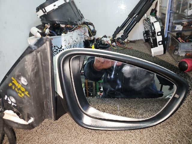 2011 Volkswagen Jetta Right White Side Mirror
