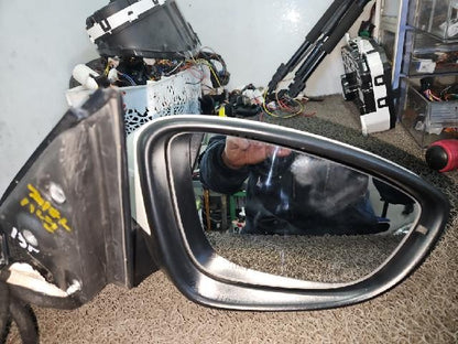 2011 Volkswagen Jetta Right White Side Mirror