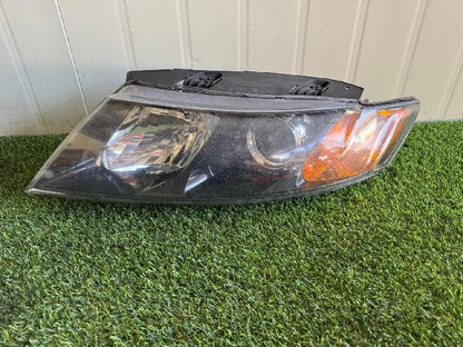 2010 KIA Lhotse Innovation Left Headlight 921012G5XX