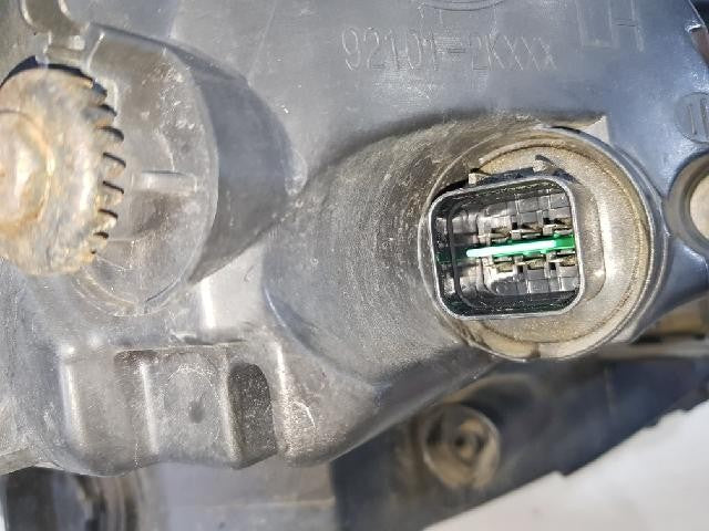 2010 KIA Soul Left Halogen Headlight 921012K000