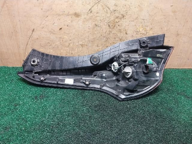 2018 Hyundai Veloster JS Rear,Right TailLight 92402J3100
