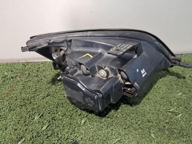 2010 Chevrolet Captiva Winstorm Max Left Xenon Headlight