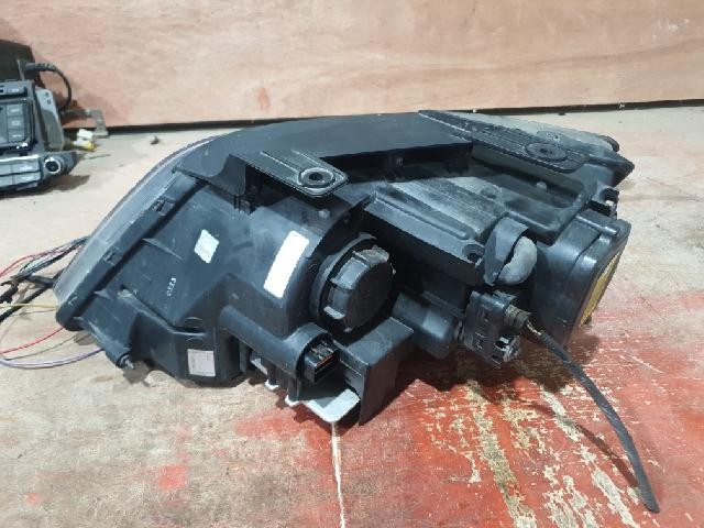 2018 KIA The New Mojave Right Xenon Headlight 92102-2J560