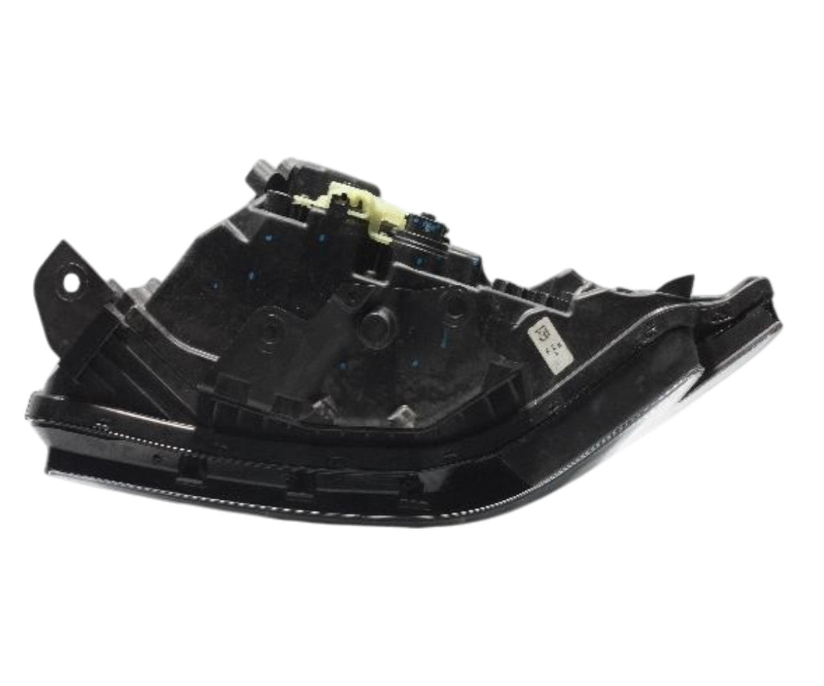 Genesis G90 RS4 LED RIGHT USED GENUINE 92102 T4000
