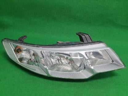 2013 KIA Cerato Forte Hybrid LPI HEV Left Headlight