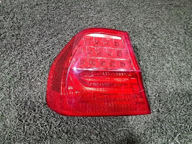 2011 BMW 320d Rear,Left TailLight