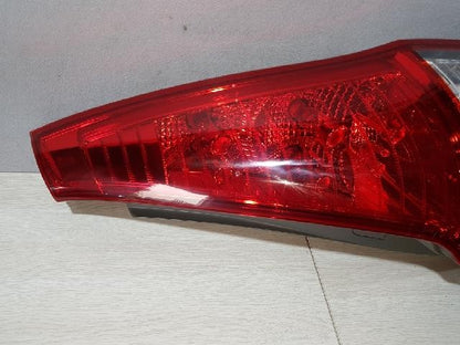 2010 Hyundai Elantra GT i30 cw Rear,Right Halogen TailLight 92402 2L100