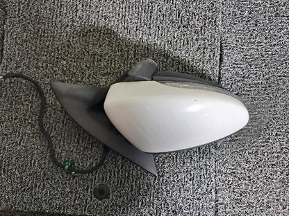 2011 Volkswagen CC Right Side Mirror