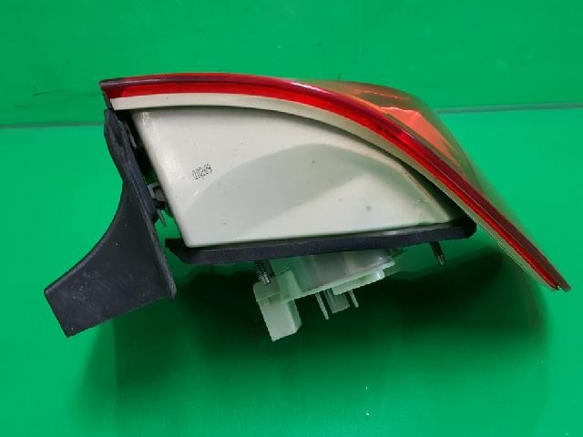 2011 BMW 320i Rear,Left TailLight 4871731