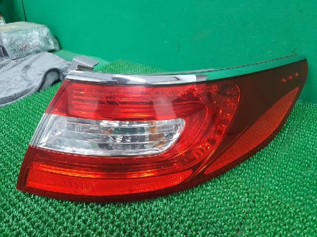 2014 Hyundai Azera Grandeur HG Rear,Right Halogen TailLight