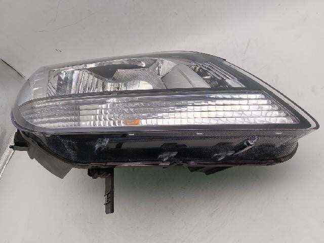 2013 Chevrolet Orlando Right Headlight