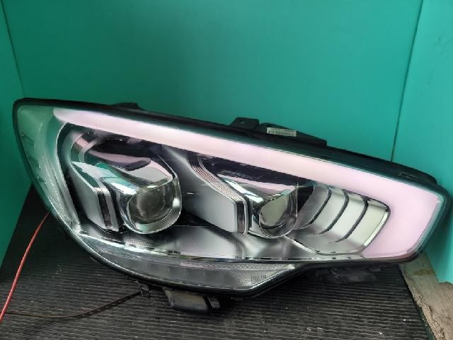 2015 KIA K900 The New K9 Right Xenon Headlight 92102 3T400