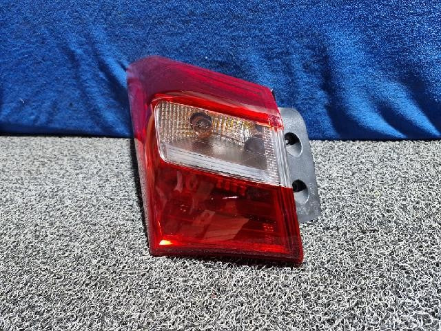 2014 Hyundai Elantra GT i30 GD Rear,Left TailLight 92401 A5001