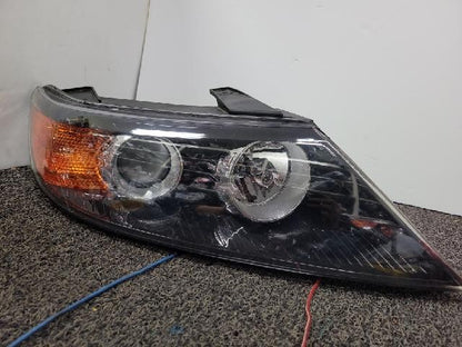 2011 KIA Sorento R Right Xenon Headlight 92102 2P100