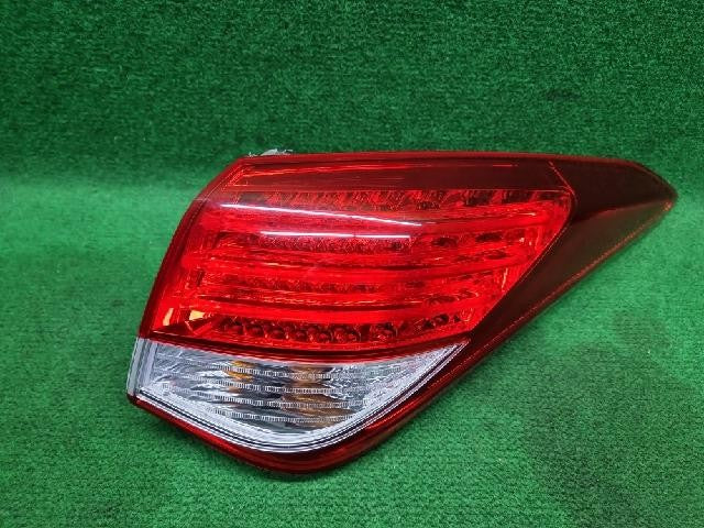 2012 Hyundai i40 Rear,Right TailLight 92402 3Z310
