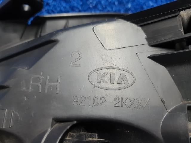 2010 KIA Soul Right Headlight 921022K