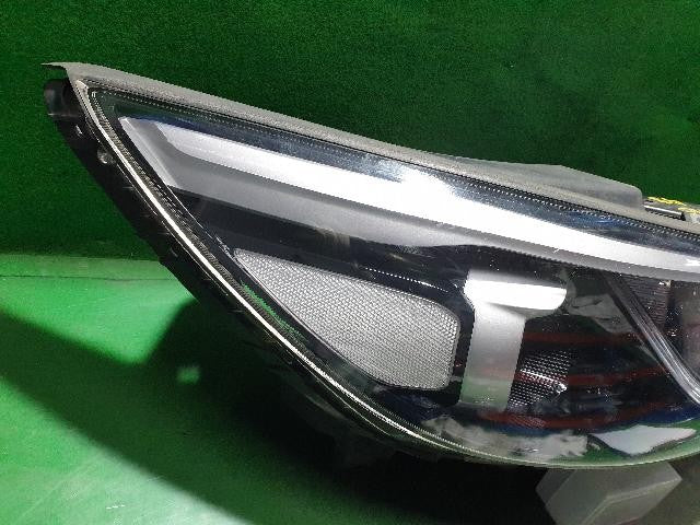 2015 KIA Cedona all new Carnival Right LED Headlight