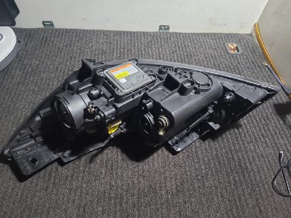 2017 KIA Cedona all new Carnival Right Xenon Headlight 92102 A9430