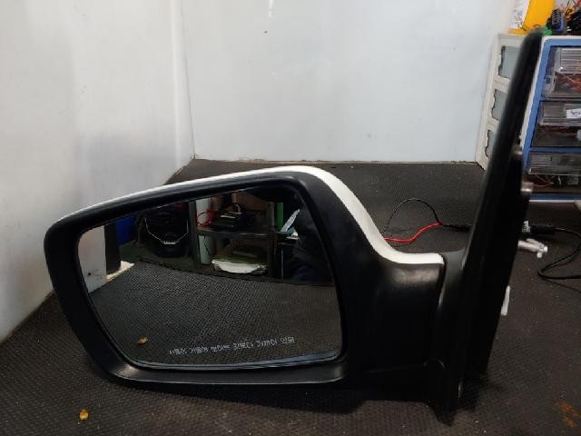 2010 KIA Cedona Grand Carnival R Left White Side Mirror